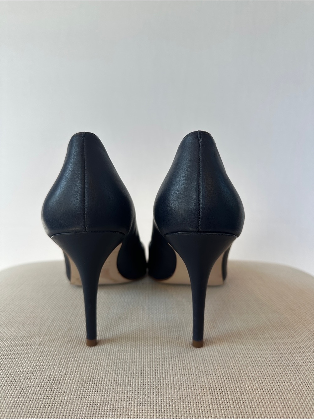 Ann Taylor Navy Blue Leather Pointed Toe Pumps | Size 9.5M | Classic 3.5" heel - Picture 4 of 8